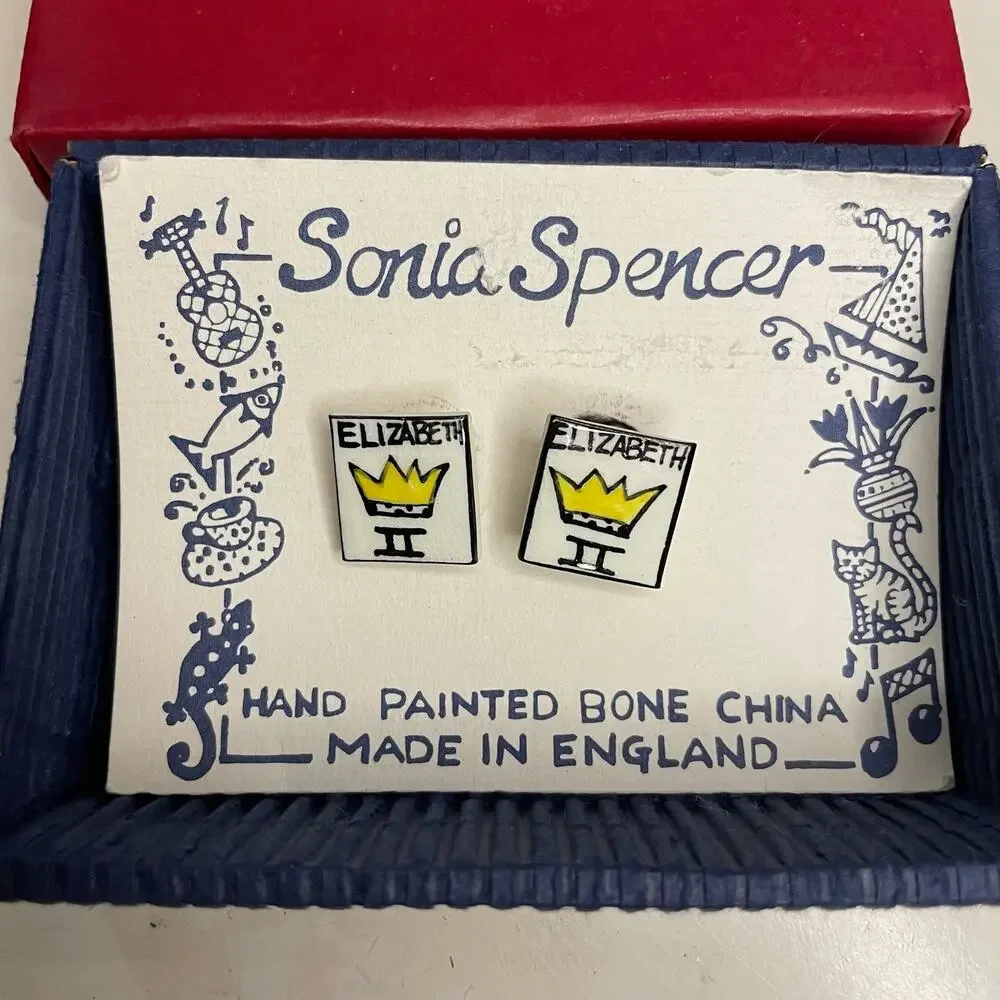 SALE!! Vintage Sonia Spencer Queen Elizabeth II Cufflinks Bone China England NiB
